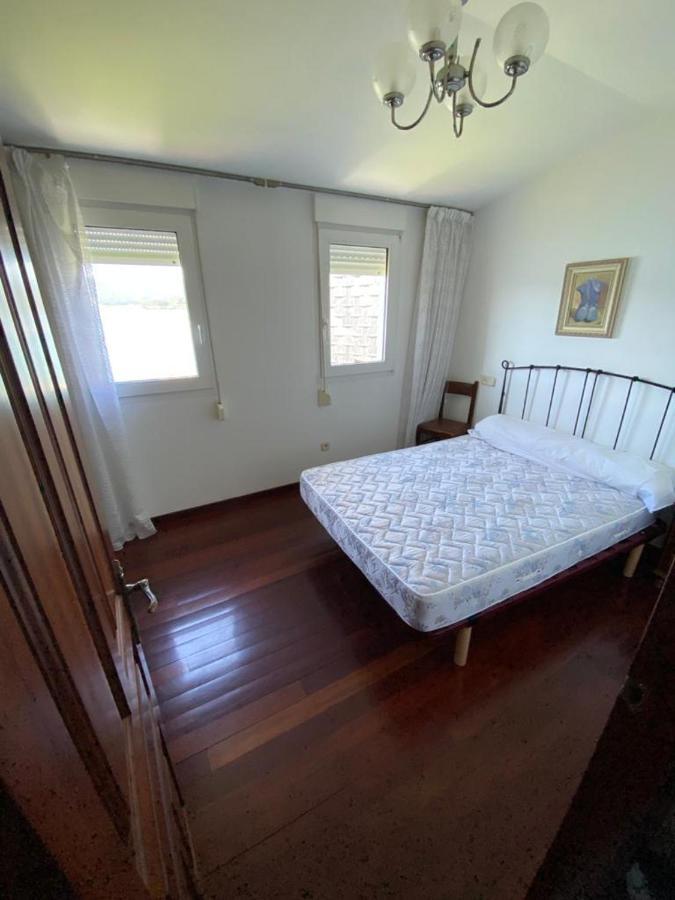 Apartamento Con Vistas Al Mar Y La Montana Santa Marta de Ortigueira Ngoại thất bức ảnh